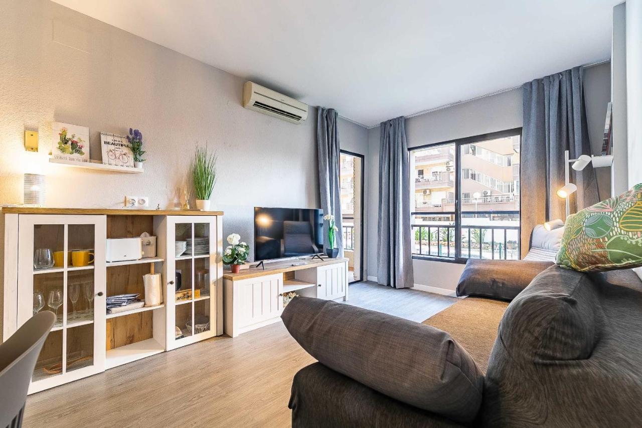 76-Lovely Beach Front Apartment In Fuengirola Eksteriør bilde