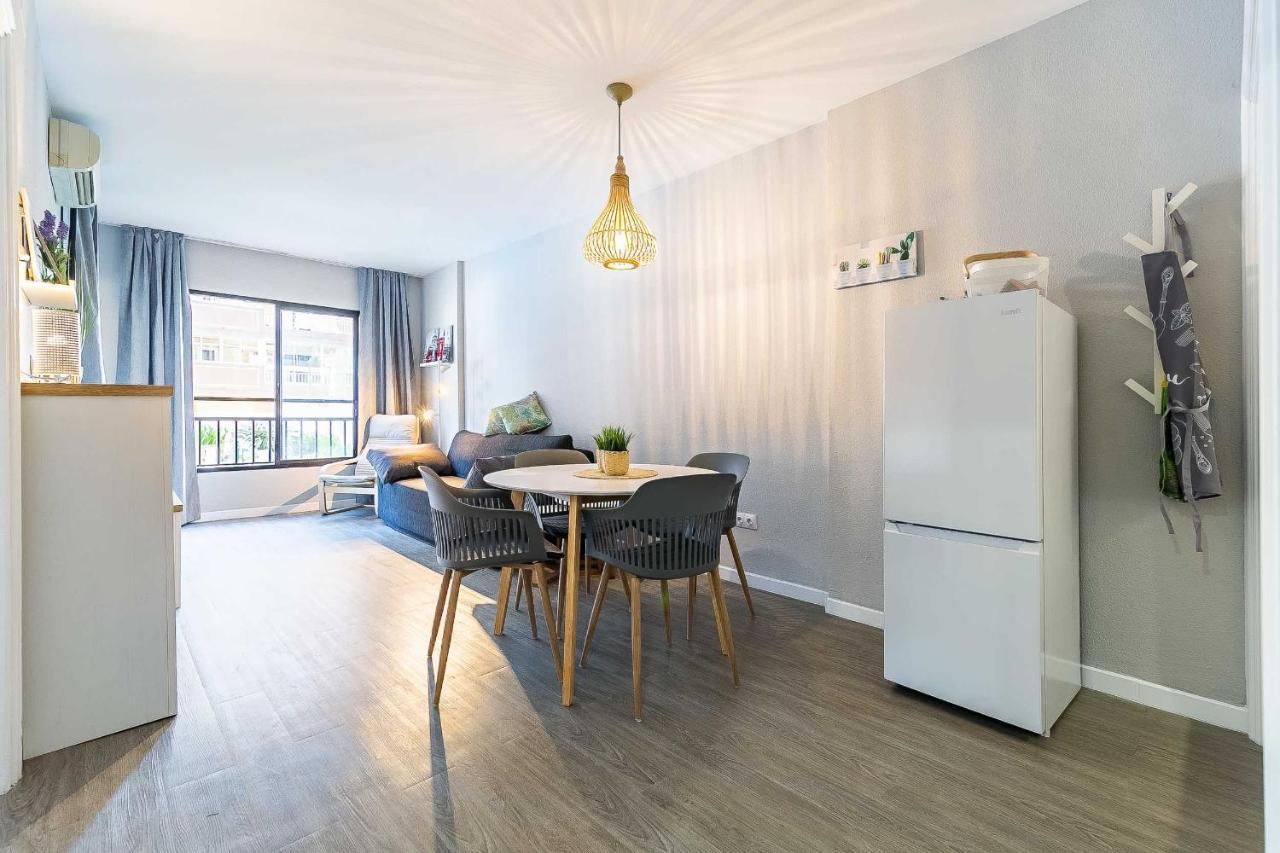 76-Lovely Beach Front Apartment In Fuengirola Eksteriør bilde